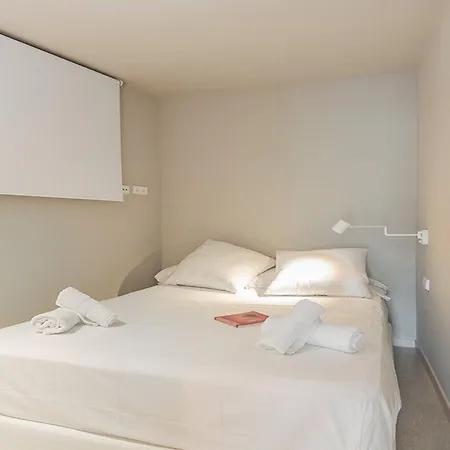 Daro Apartment *